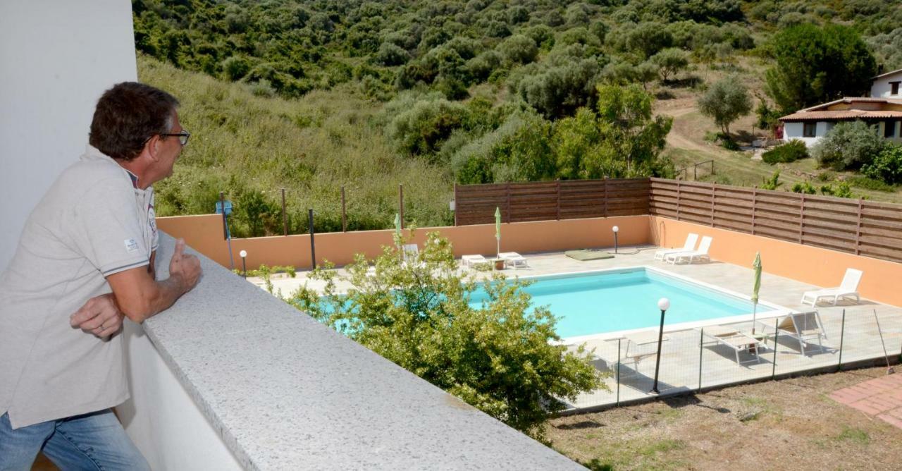 B&B Il Mirto Di Paola Torpè エクステリア 写真